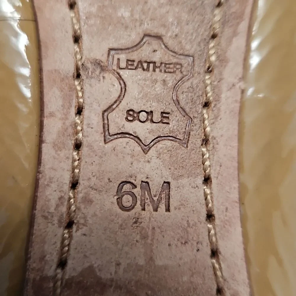 Tory Burch Caroline Patent Leather Tan Ballet Flats Size 6
